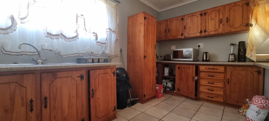 5 Bedroom Property for Sale in Haven Hills Eastern Cape